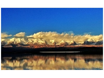 中国新疆帕米尔高原+白沙山-白沙湖景区+喀拉库勒湖景区一日游