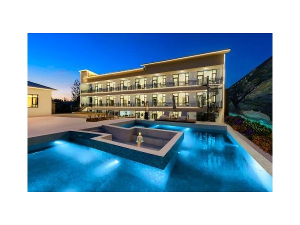 远山青语·Modern Retreat·云栖泳池设计美宿